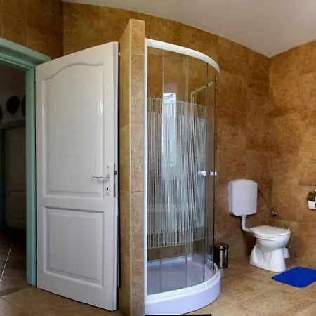 Vendégház Highway House