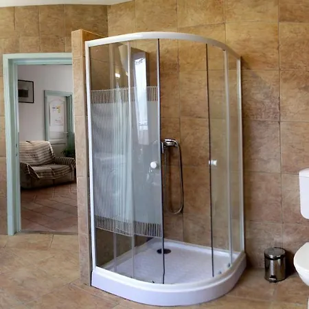 Vendégház Highway House